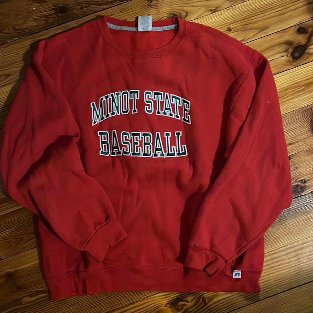 Minot state baseball sweatshirt size large